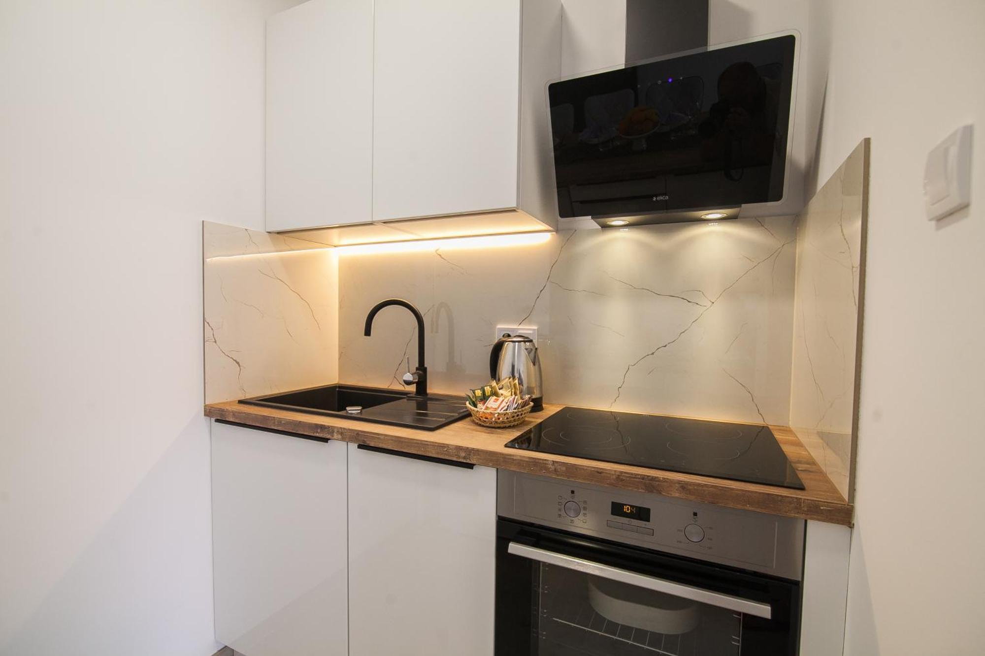 Family Apartments Brach Bol Ngoại thất bức ảnh