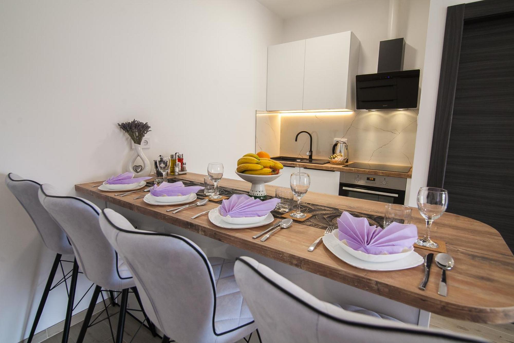 Family Apartments Brach Bol Ngoại thất bức ảnh
